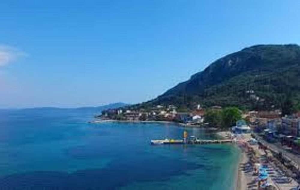 بينيتسيس Kerkyra Beach Hotel & Apartments المظهر الخارجي الصورة